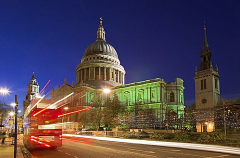 St. Paul's Cathedral at night, London, England, united Kingdom, Europe