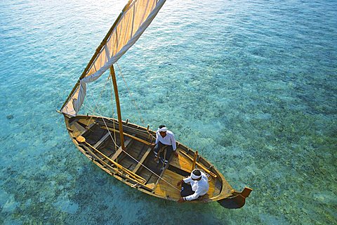 Traditional dhoni, North Male Atoll, Maldives, Indian Ocean, Asia