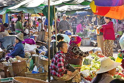 Central Market, Kengtung, Shan State, Myanmar (Burma), Asia