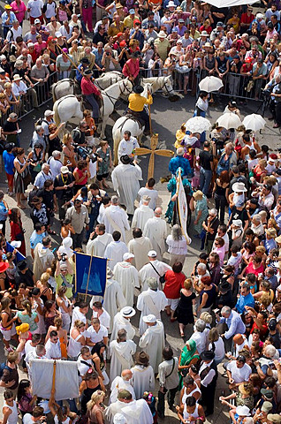 Procession during annual gipsy pilgrimage at Saintes-Maries-de-la-Mer, Camargue, France