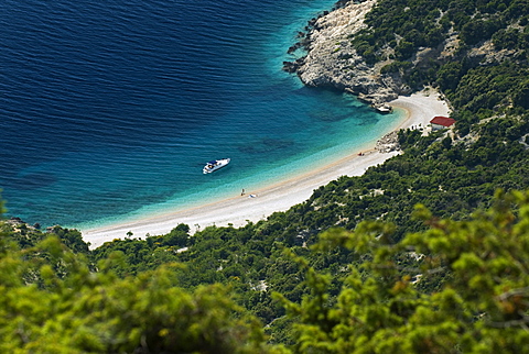 Secluded beach below village, Lubenice, Cres Island, Kvarner Gulf, Croatia, Europe