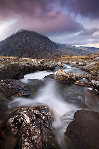 Rocky river in Cwm Idwal leading to Pen yr Ole Wen Mountain at sunset, Snowdonia National Park, Conwy, North Wales, Wales, United Kingdom, Europe