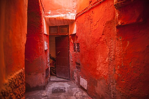 Alley in the Medina, UNESCO World Heritage Site, Marrakech, Morocco, North Africa, Africa