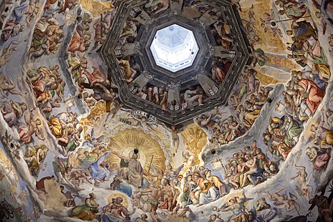 Dome fresco of The Last Judgement by Giorgio Vasari and Federico Zuccari inside the Duomo, Florence, UNESCO World Heritage Site, Tuscany, Italy, Europe