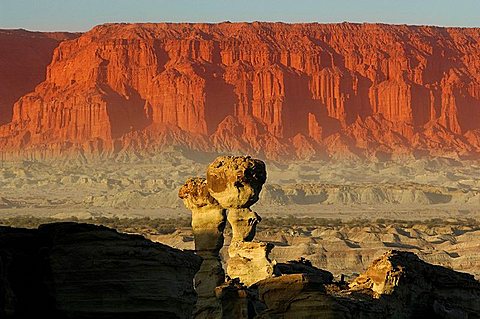 Argentina, South America, Submarino, Pillar Rocks, Parque Ischigualasto, UNESCO, World heritage, Valle de la Luna, nea. Argentina, South America, Submarino, Pillar Rocks, Parque Ischigualasto, UNESCO, World heritage, Valle de la Luna, nea