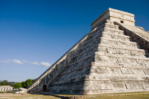 Vernal equinox at Chichen Itza