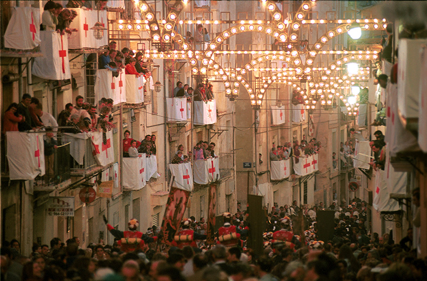 Spain’s crazy Moors and Christians festival